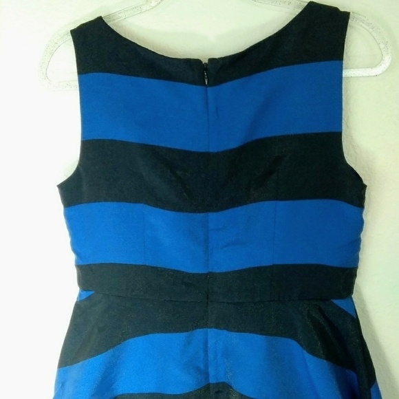 *NWT* BANANA REPUBLIC Peplum Top, size 8P - Picture 2 of 5